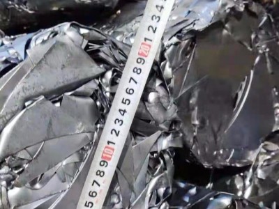 低碳低錳壓塊一級(jí)（長(zhǎng)度30~40）圖5