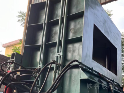 江陰產250噸立式打包機，包塊1.1?1.6米圖6