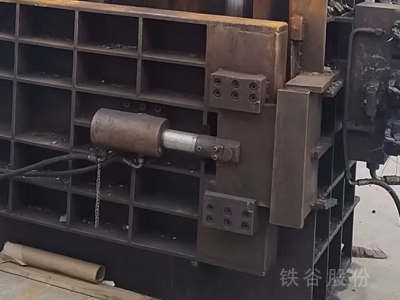 300噸立式打包機，1.5*80，兩臺24電機，帶油低價出售圖5