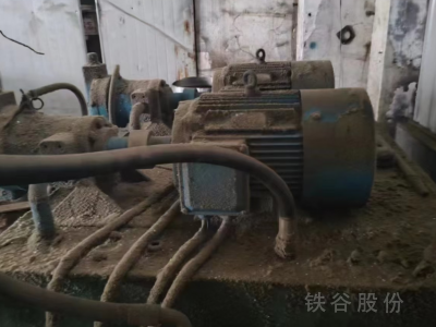 250噸雙主缸全自動2米乘2.5米包500打包機，低價出售圖2