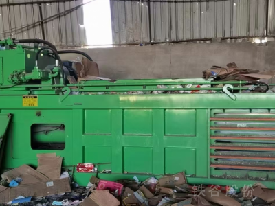 華磊160噸打包機(jī)，用了2個(gè)月，99新圖2