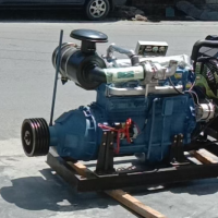 二手發(fā)動(dòng)機(jī)帶皮帶輪的