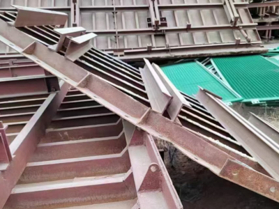 高速公路造橋用的鋼模板，700噸圖5