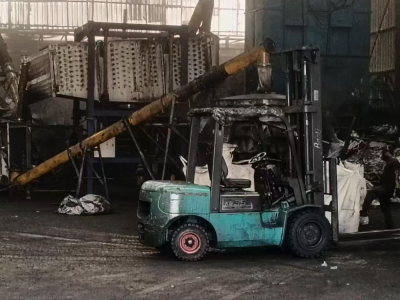 天津港倉庫有100多噸的現貨增碳劑，25kg包裝，低價急售圖2